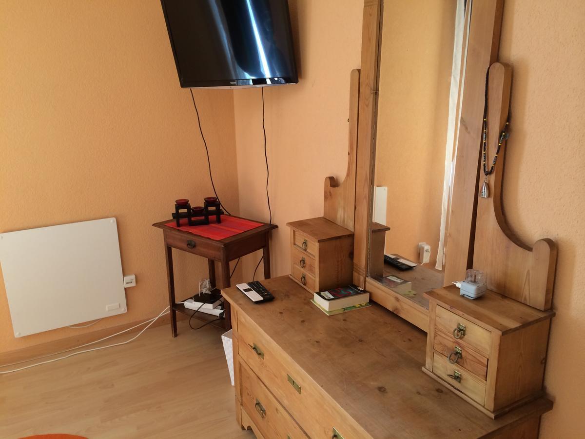 Bnb Parisod Эгль Экстерьер фото